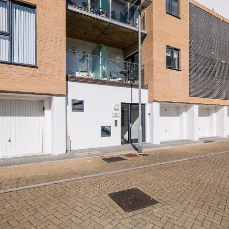 Stone'S Throw Appartement Charlestown  Buitenkant foto